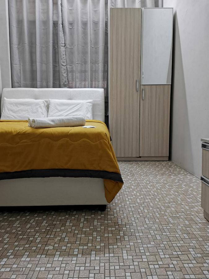 G Fortune Guest House Victoria Green George Town Exterior photo